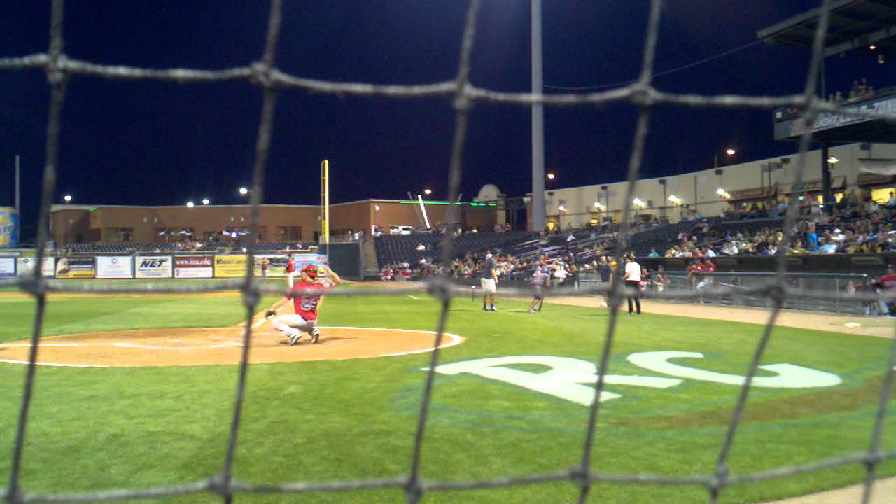 Dan Amador Dizzy Bat Race - YouTube