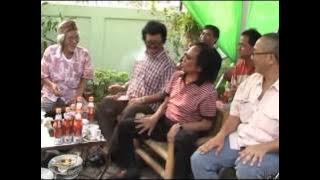 Koes Plus - Kolang kaling mas Wenang Nyanyi bersama komunitas Koes Plus