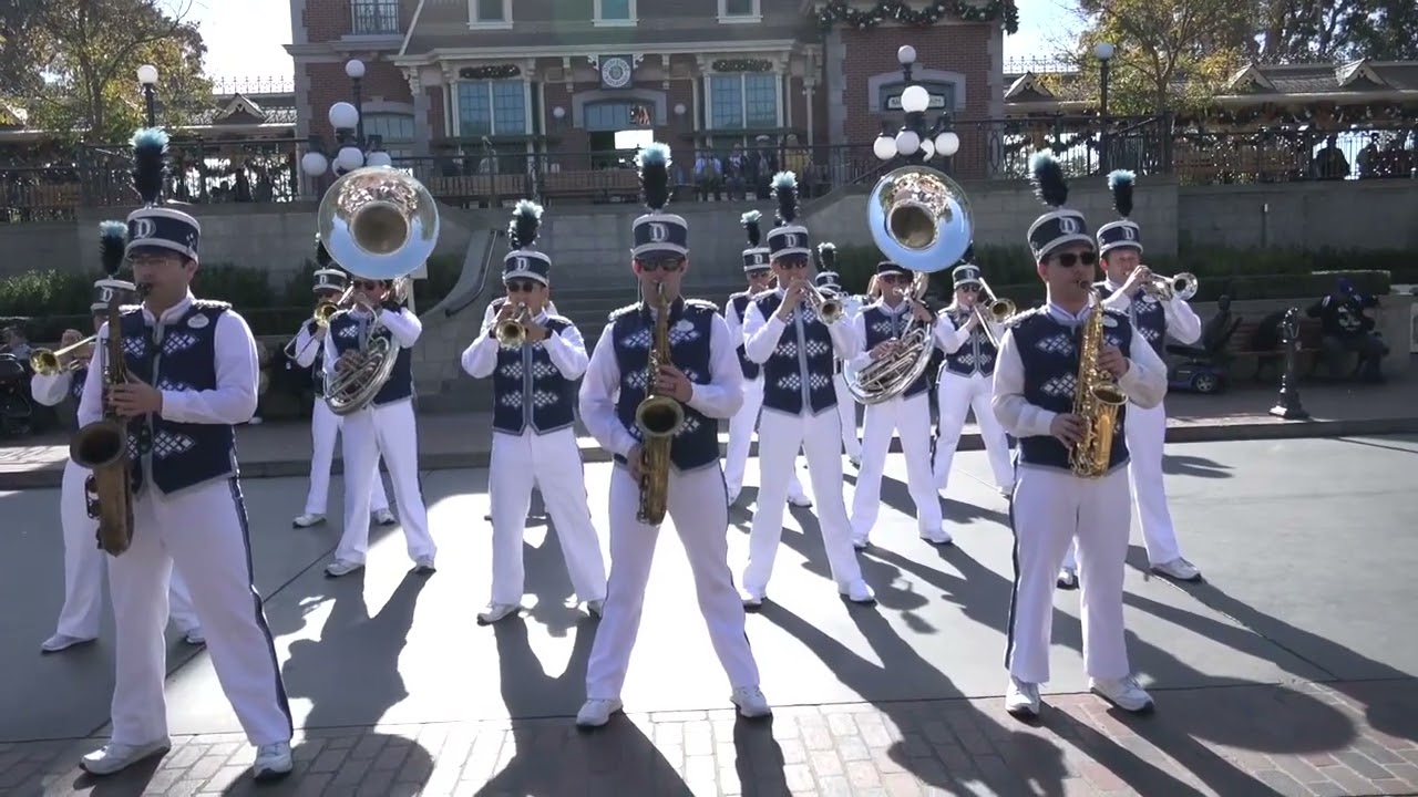 2025 Disneyland Christmas Band