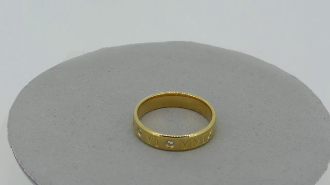 Bague alliance or jaune 18 carats "romaine" et diamants pour homme