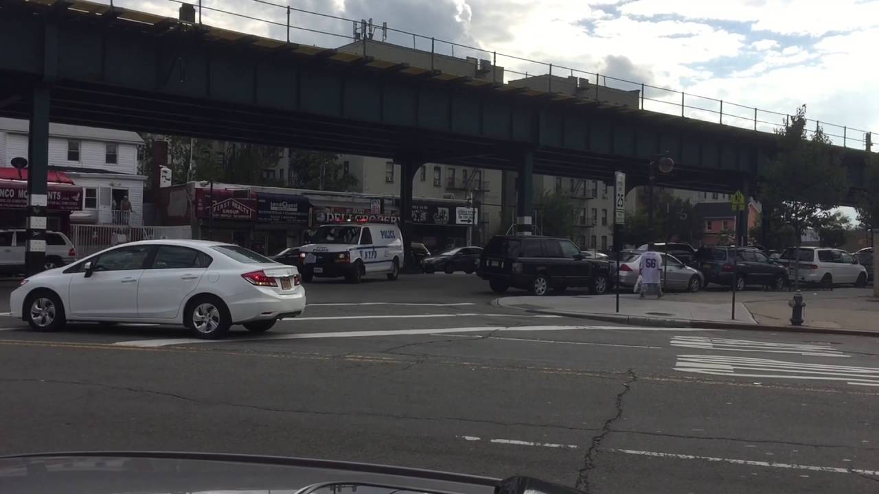 NYPD Strategic Response Group Disorder Control Unit Responding And Pulling Up 10-84