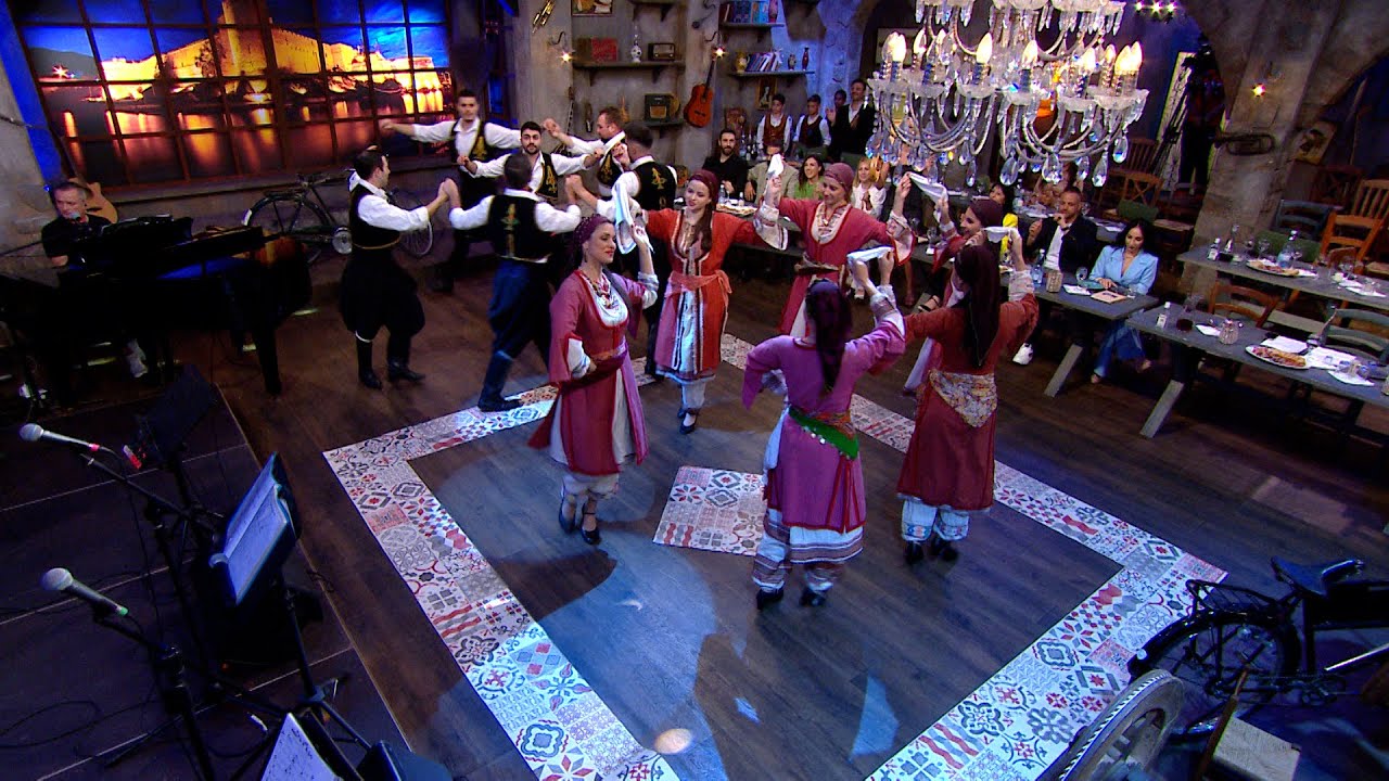 Άντρη Καραντώνη 