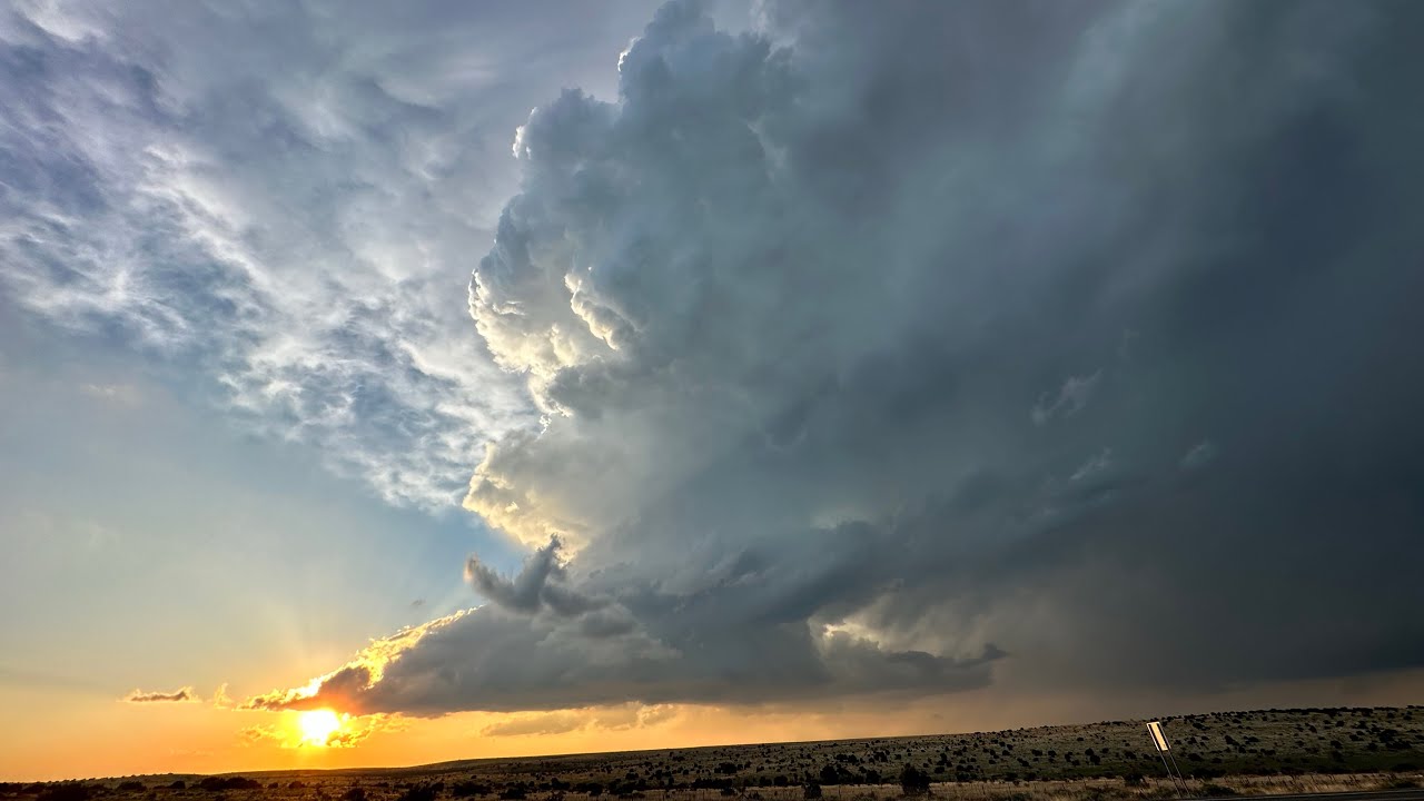 Vaughn New Mexico Tornado Supercell with great structure 6/23 USA