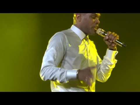 Maxwell Live - 6.22.17, “Sumthin’ Sumthin’ (mellosmoothe:)