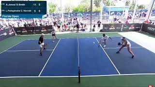 Spencer Smith hits a Tweener-Winner to defend the ATP