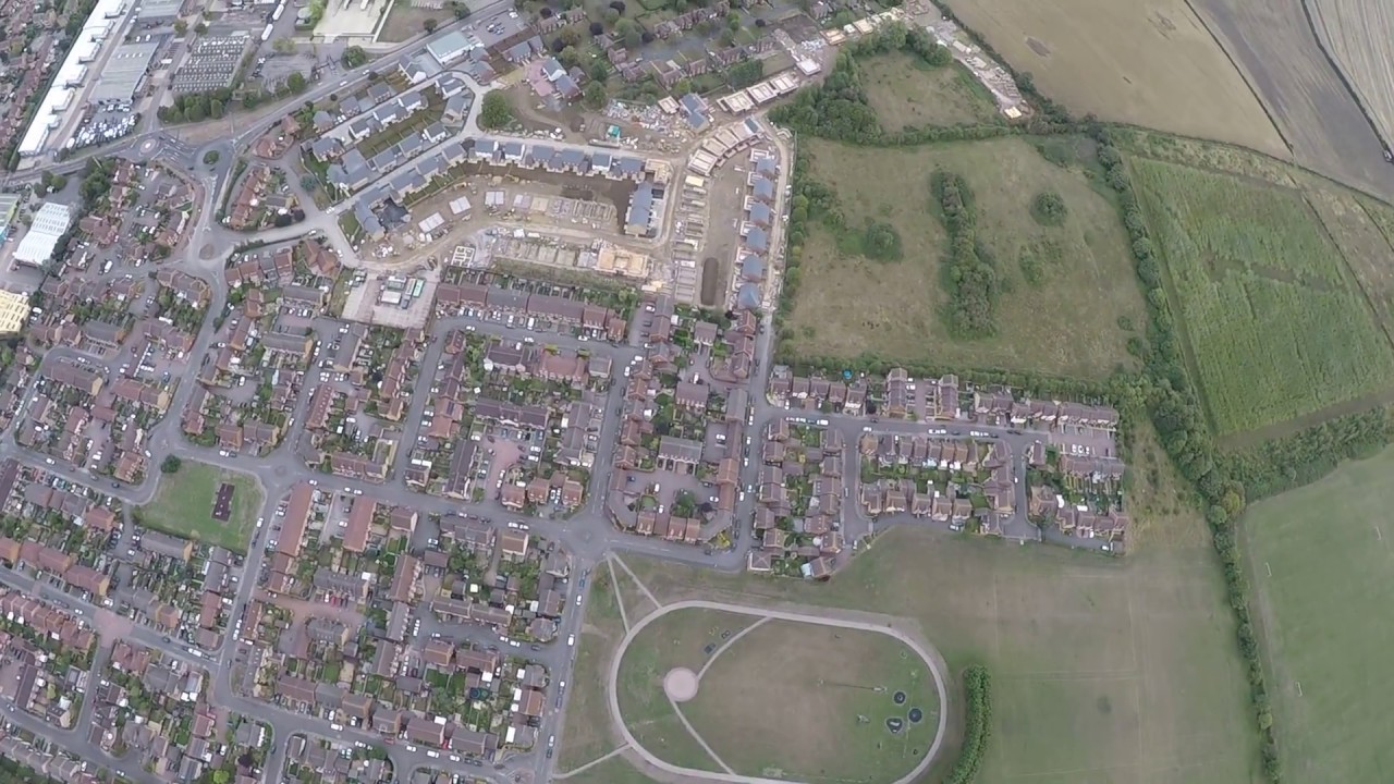 Leighton Buzzard by air... YouTube