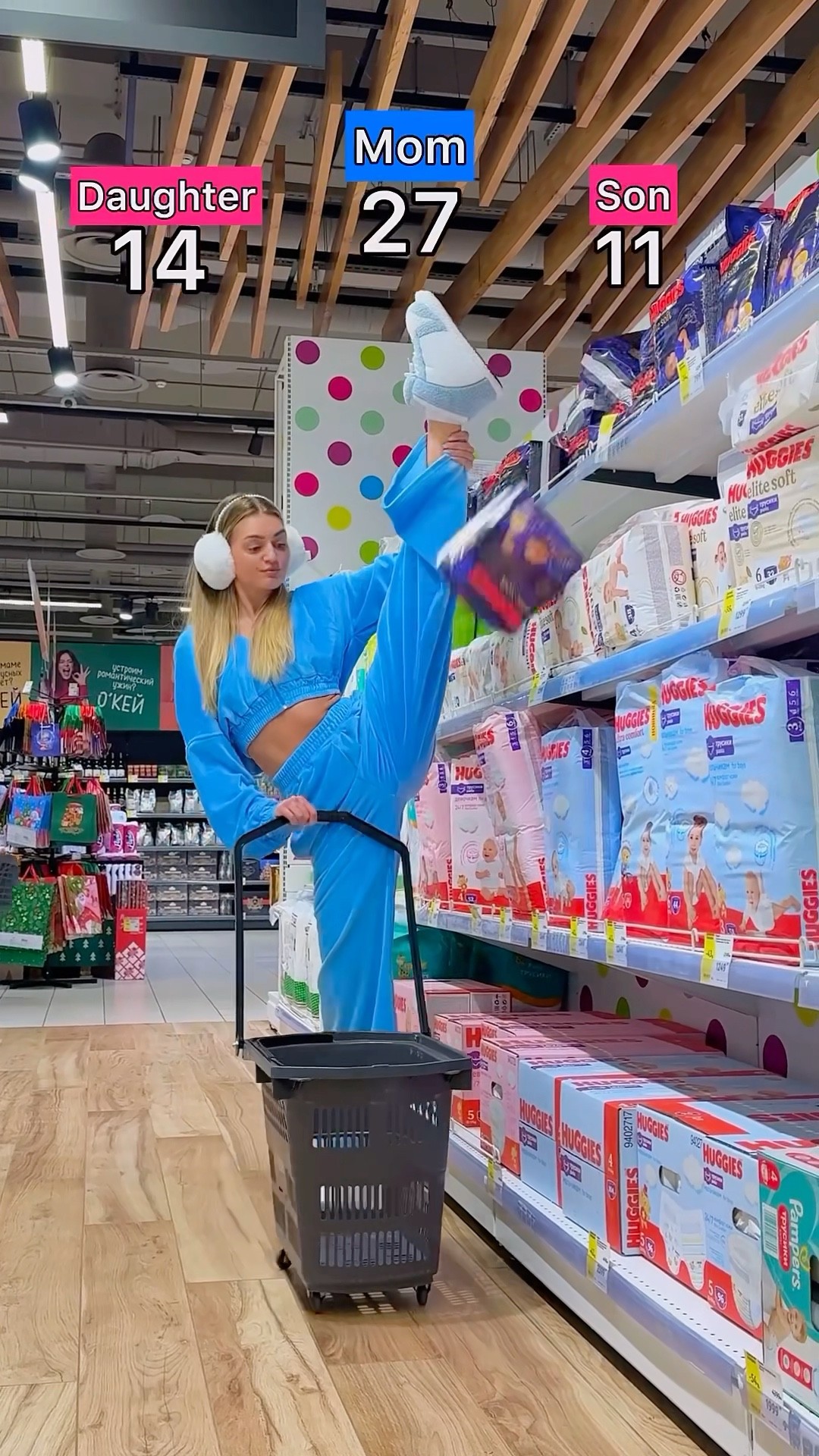 Family shopping ?️ Hpw old are you??