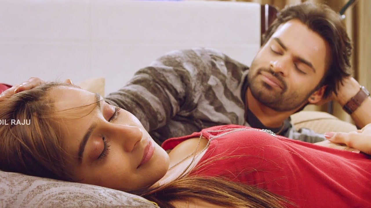 Subramanyam For Sale Scenes - Romantic Scene - Sai Dharam Tej, Regina Cassandra