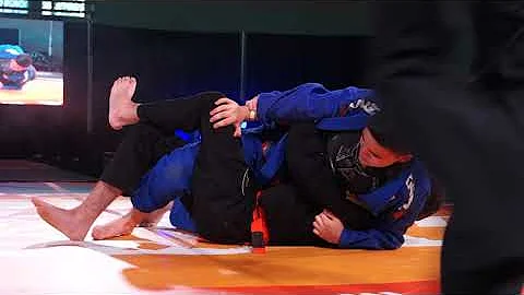 Submission Hunter Pro 71   Stephen Winhorst vs Iza...
