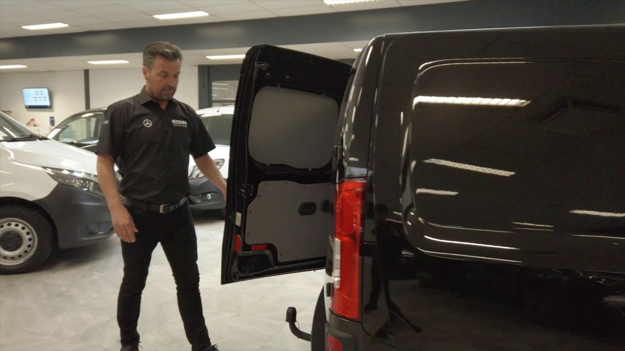 De Mercedes-Benz Citan bij Gomes Noord-Holland B.V. - YouTube