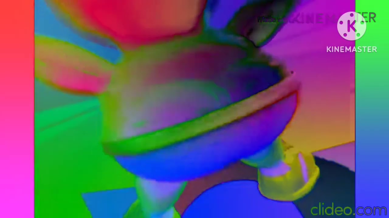 GUMMY BEAR A.K.A PELLA 2.0 (PREVIEW 2 EFFECT) IN PUPPET HAND