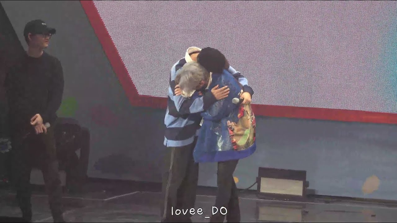 [fancam] 19.05.04 슈윗타임 XIUWEETTIME 팬미팅 fan meeting - EXO 멤버들이 민석이형에게..