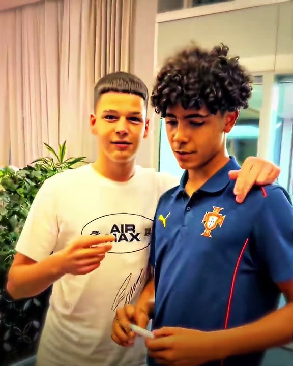 Ronaldo Jr has the same signature as Fathet 💪🙏