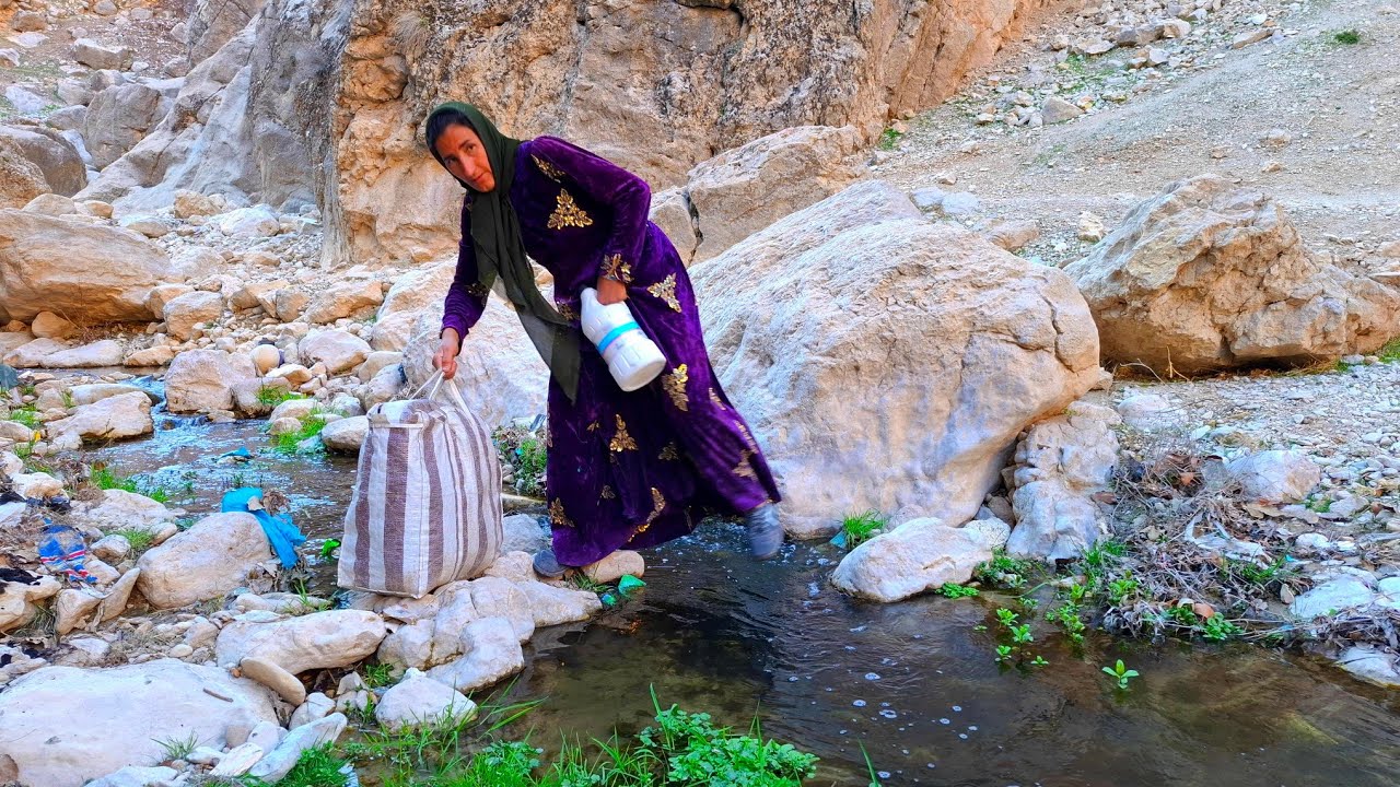 «В поисках деревни радости: трогательное путешествие бездомной женщины»