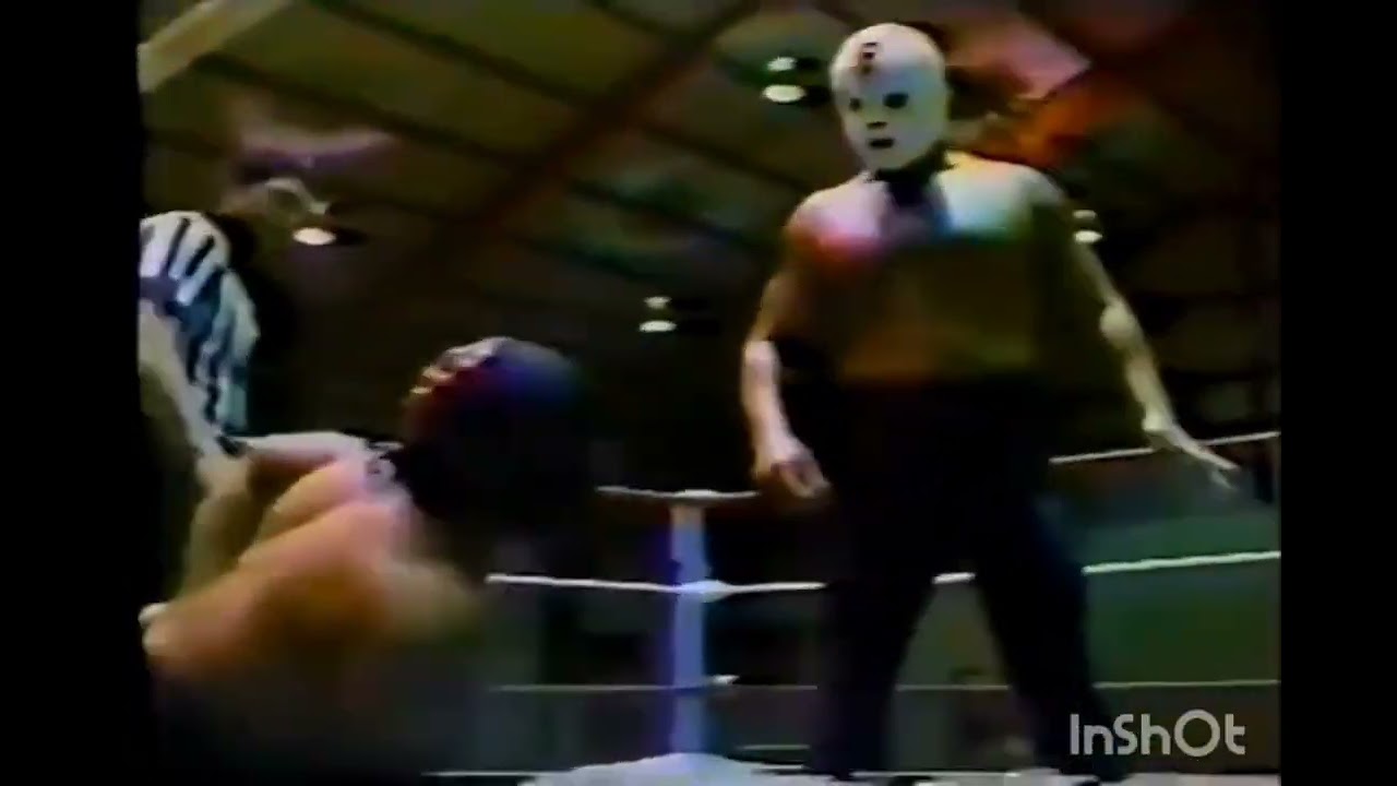 WWC: El Bronco #1 vs El Invader #1 1992