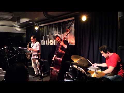 Alejandro Kalinoski , Carlos Michelini , Ezequiel Chino Piazza , Pablo Carmona ,Softly as in a Morni
