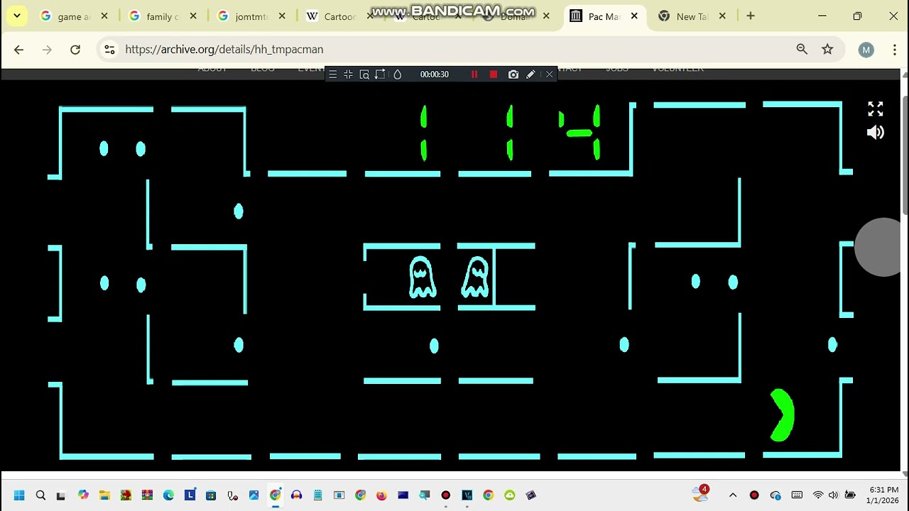 playing pac man tomy tabletop