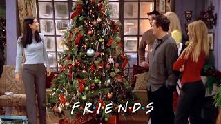 Monica's Christmas Tree | Friends