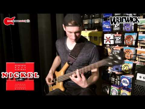 nickel-vs-steel-bass-strings