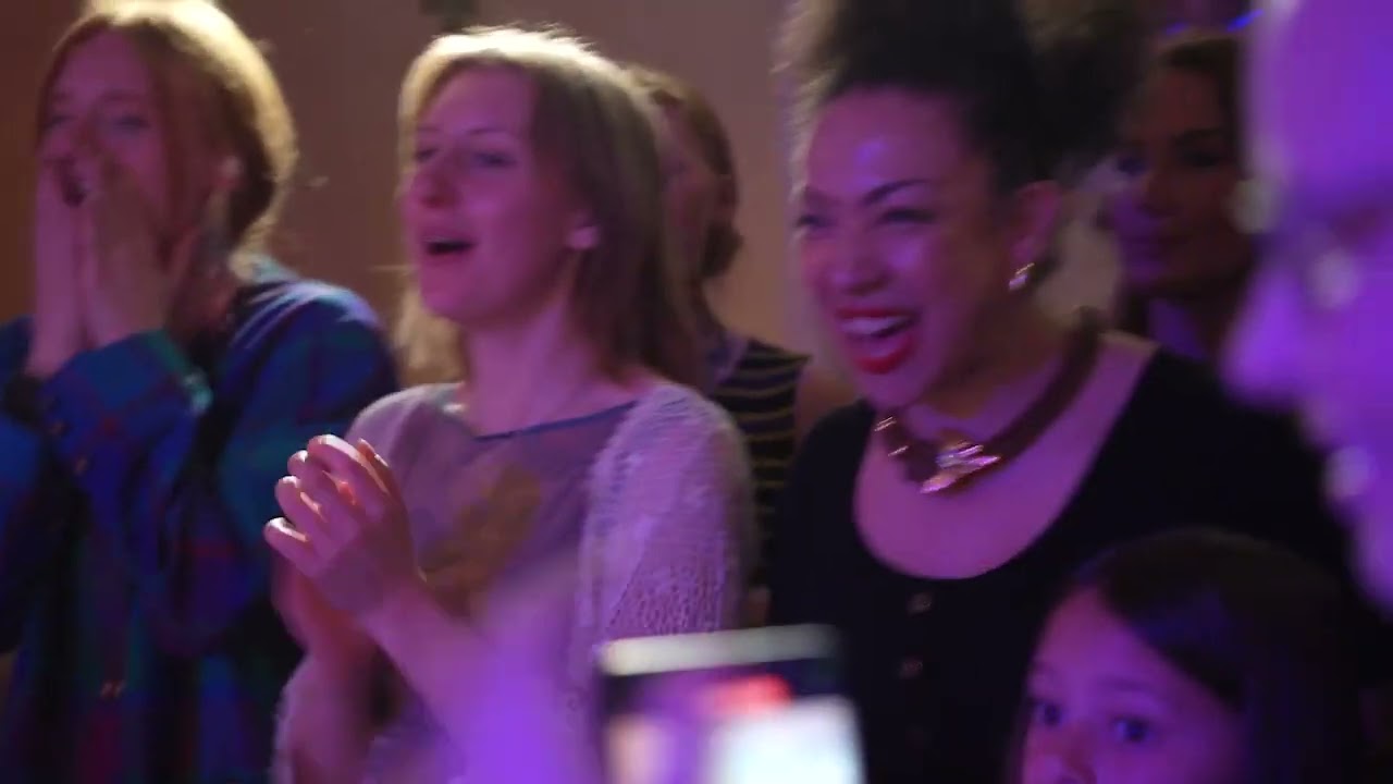 Jasmine Kara med band - LIVE Källarbyn