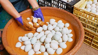 Amazing！How Salted Duck Egg Yolks Are Made with Red Mud / 古法製作！紅土鹹蛋黃製作, 鹹蛋達人 - 台灣美食
