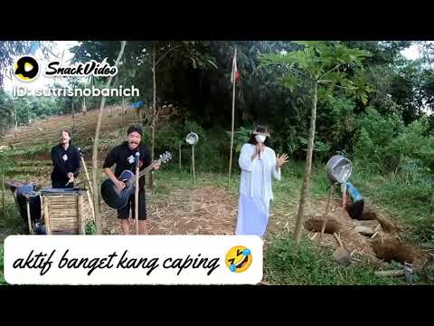 penyanyi nya dah mau jantungan 😂