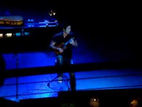 Jake Shimabukuro - Spain