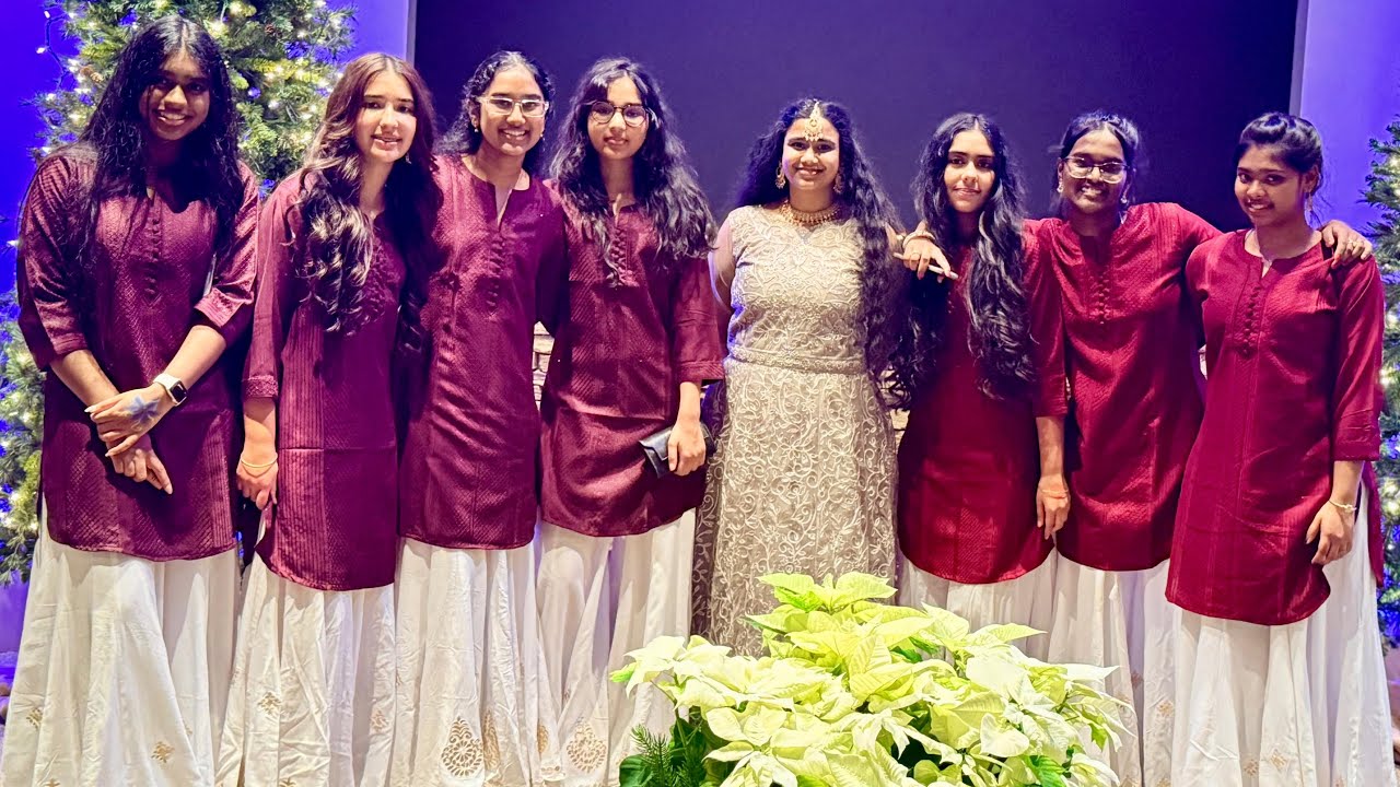 ఆకాశ వీధుల్లో ఆనందం|Aakaasha veedhullo|