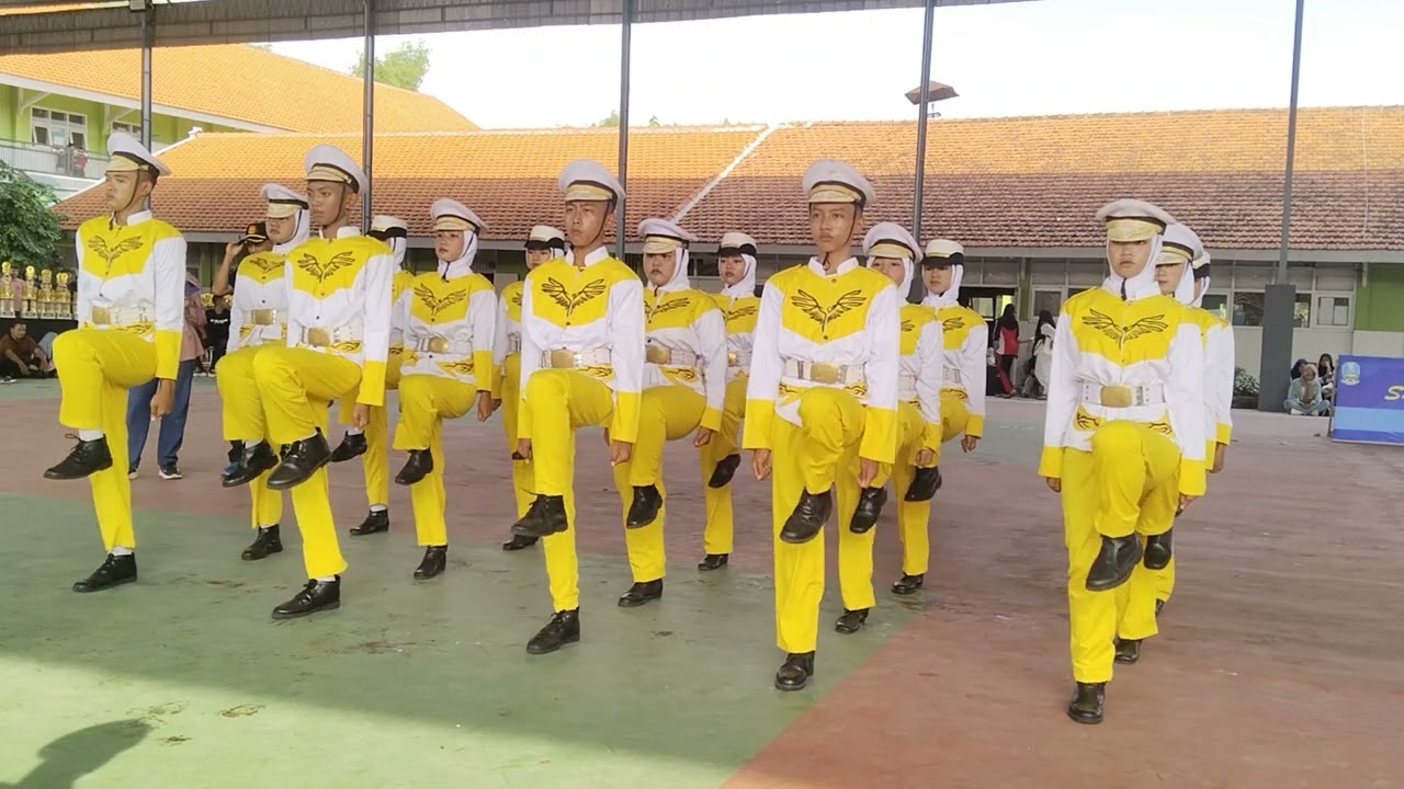 PENAMPILAN PASKIBRA SMPN 1 NGORO  DI LKBB ANGKASA SMAN 1 BANGSAL 2024