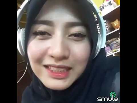 Iis Dahlia Payung Hitam Putri Andini On Sing Karaoke By Maulaahr Smule Youtube