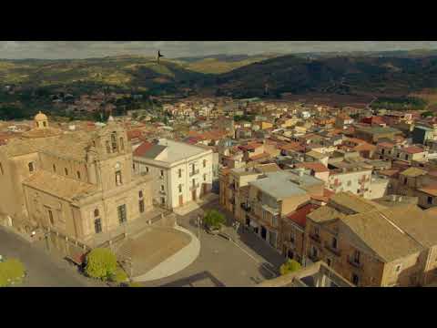 An ordinary morning in Mirabella Imbaccari (Sicily)