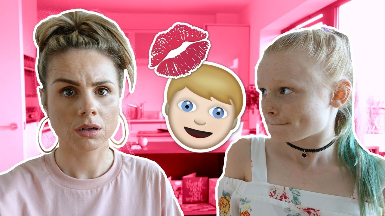 I’VE GOT A BOYFRiEND PRANK ON MUM! | Family Fizz