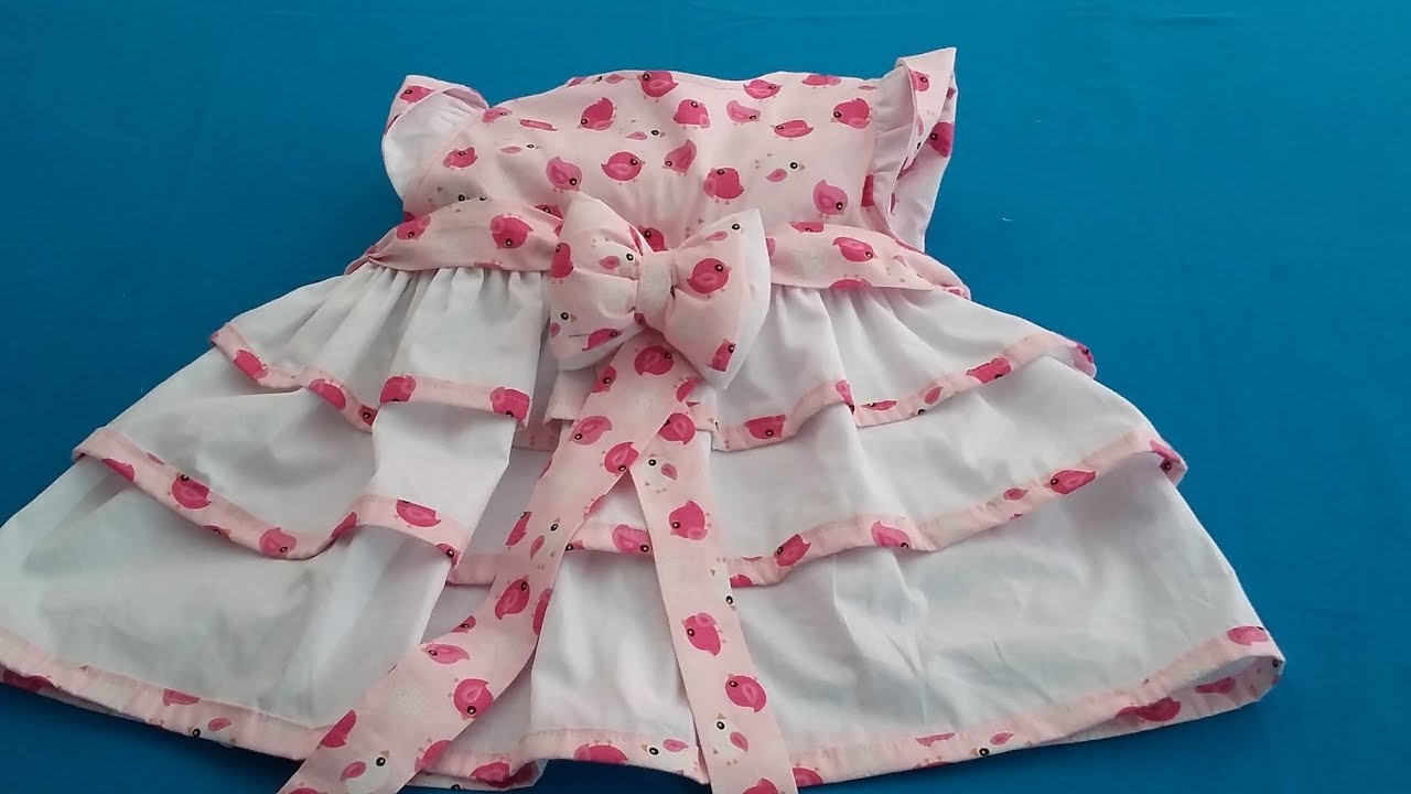 vestido infantil com 3 babados