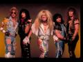 Twisted Sister - Out on the Streets