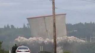 Trojan Nuclear Plant Cooling Tower Implosion in Slow Motion