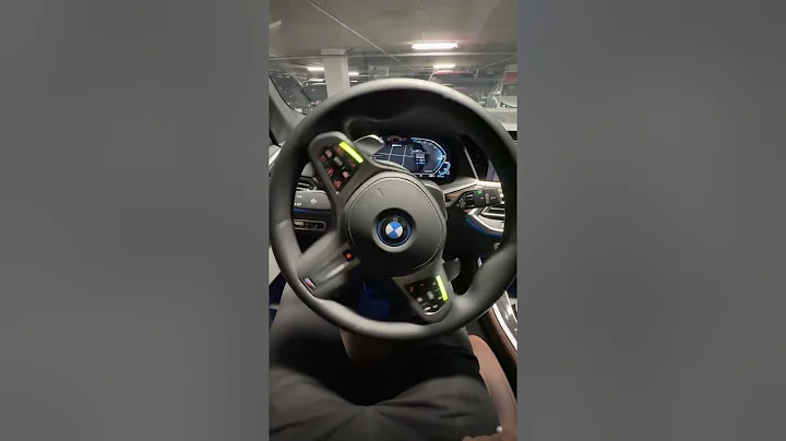 2023 BMW X5 45E Self Parking!! #bmw #x5 #car #newcar #carvideos #parking #hybrid #electriccar #tesla