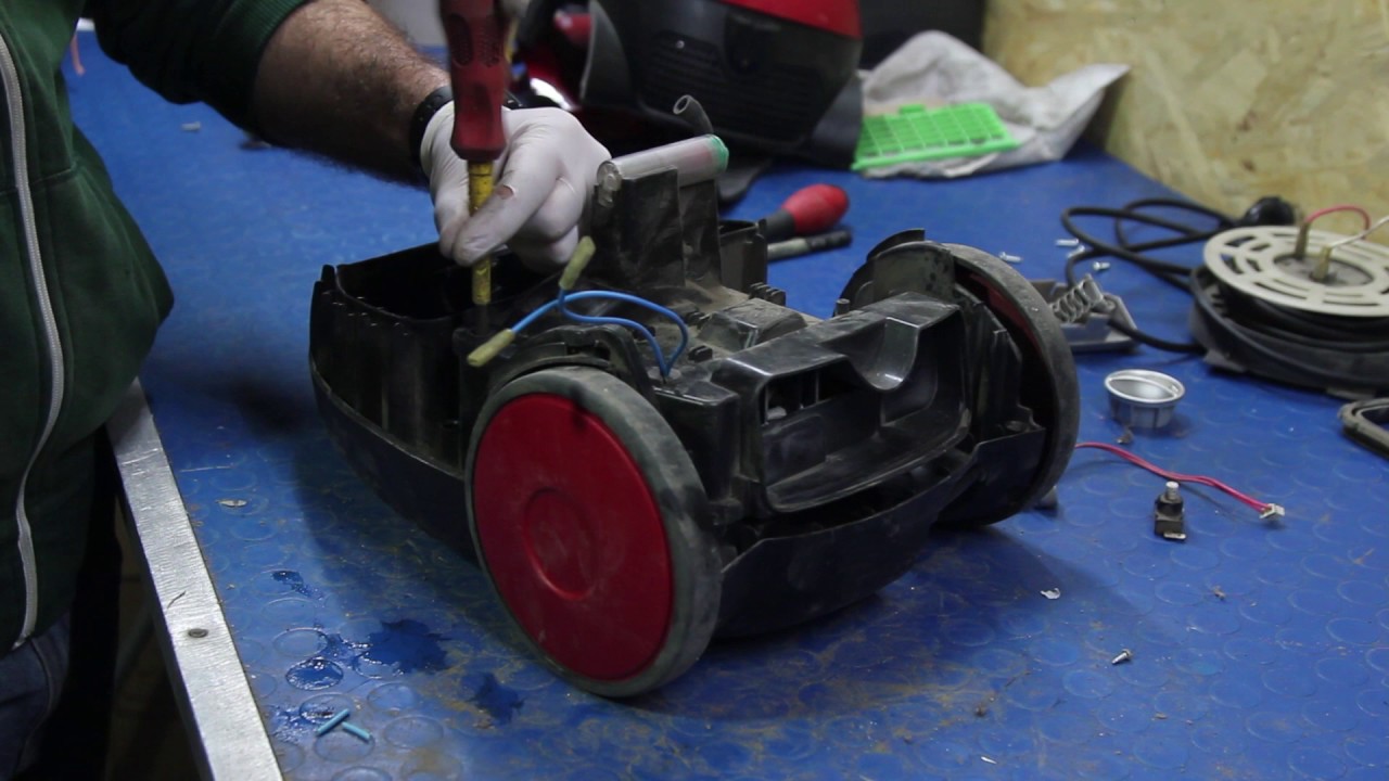 ASPIRAPOLVERE ROWENTA 1800W INDOTTO BLOCCATO - YouTube