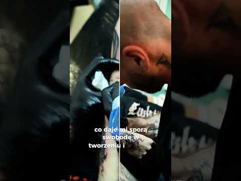 Freehandowy wąż 🐍 Trudna technika, niesamowity efekt 😱 Zobacz co wydziarał Dawid 💪 #polandtattoo