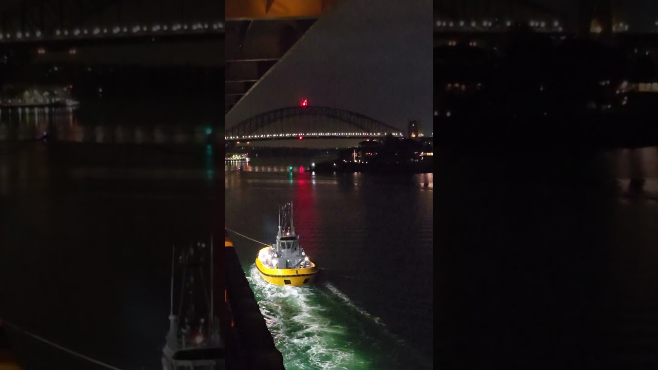 Carnival Adventure guided into Sydney Harbour #cruiseship #sydney #tugboat #crusebl #cruiseadventure