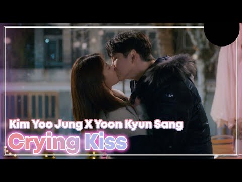 Kiss may comfort her while she's crying 😢 #kdrama
