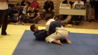 Alex Selariu Triangle Choke Ko
