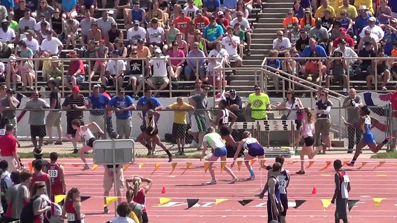 State Track Meet 2013 Womens 4x100 Relay State Champions! 47.8