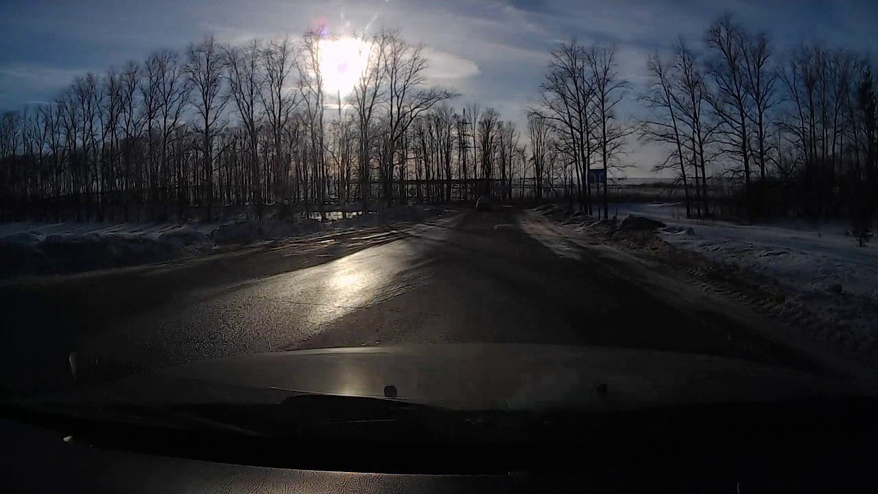 Как надо ездить по круговому движению около Суздаля))))) - YouTube