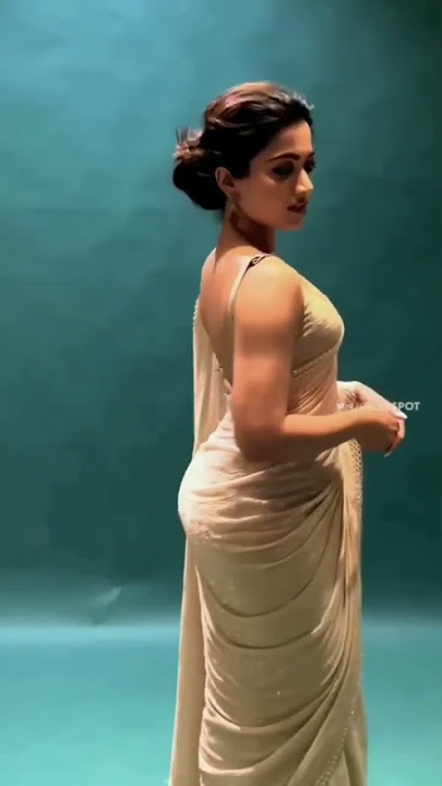 Rashmika Mandana Hottest saree figure 🥵 || #sexy #saree #rashmika #south #film #movie