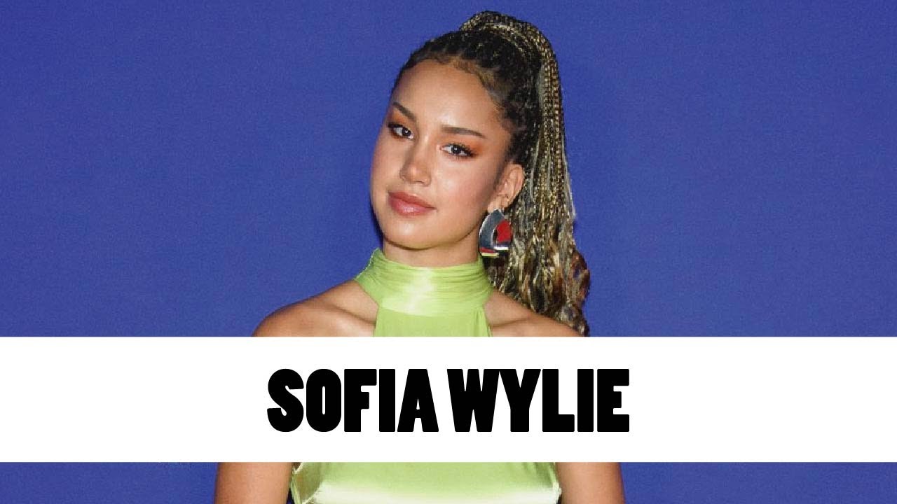 10 Things You Didn't Know About Sofia Wylie | Star Fun Facts - YouTube