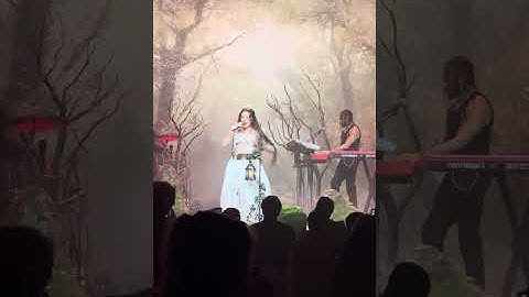 Noah Cyrus - I Burned LA Down - Live at The Ryman 10/15/2025