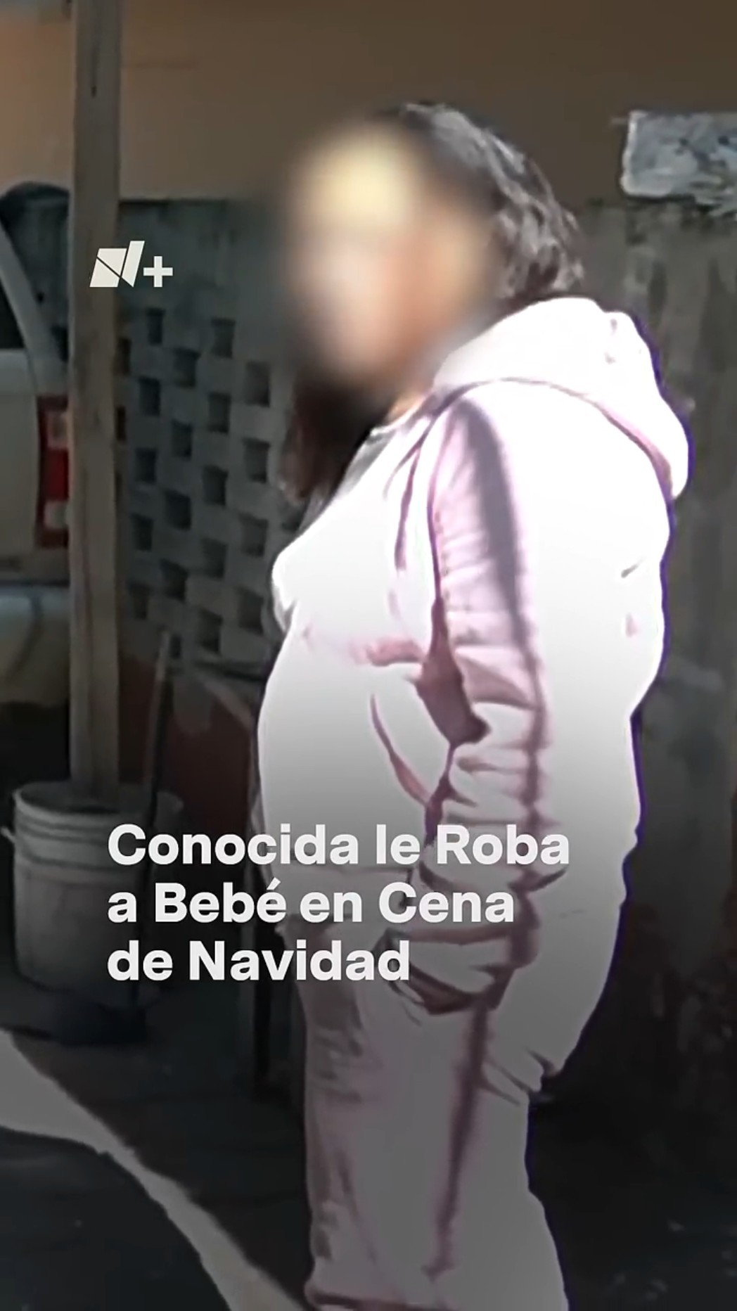 Conocida le roba a bebé en cena de Navidad - N+ #Shorts