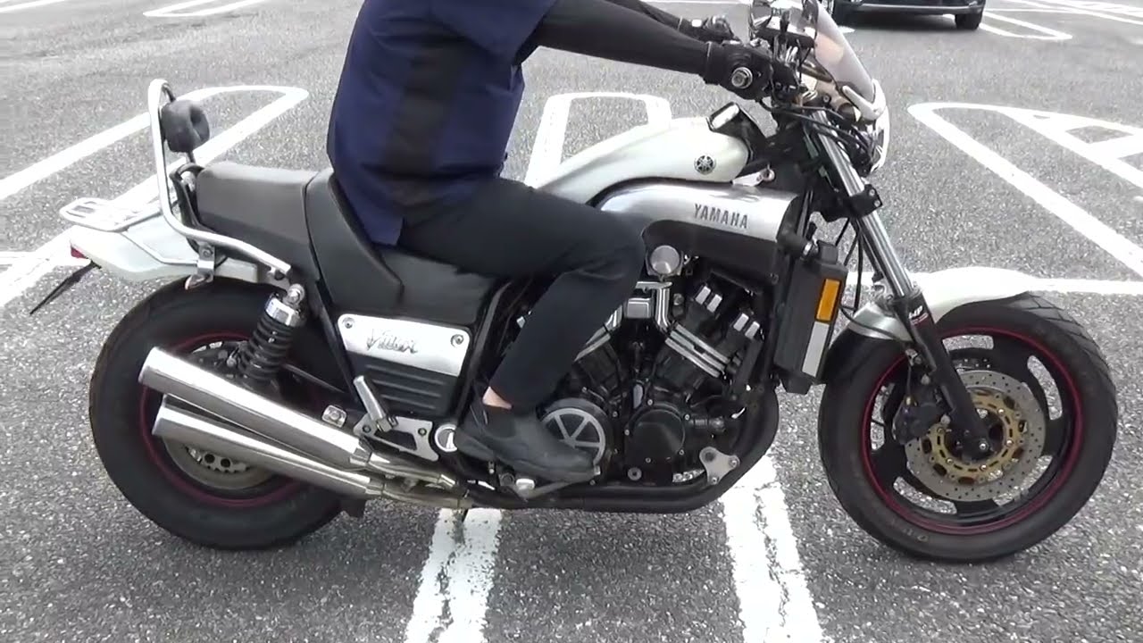2100011940116 Vmax - YouTube