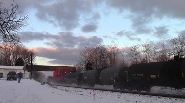 CSX Q398 in Hi Def at Shenandoah Junction,WV on 1/18/14