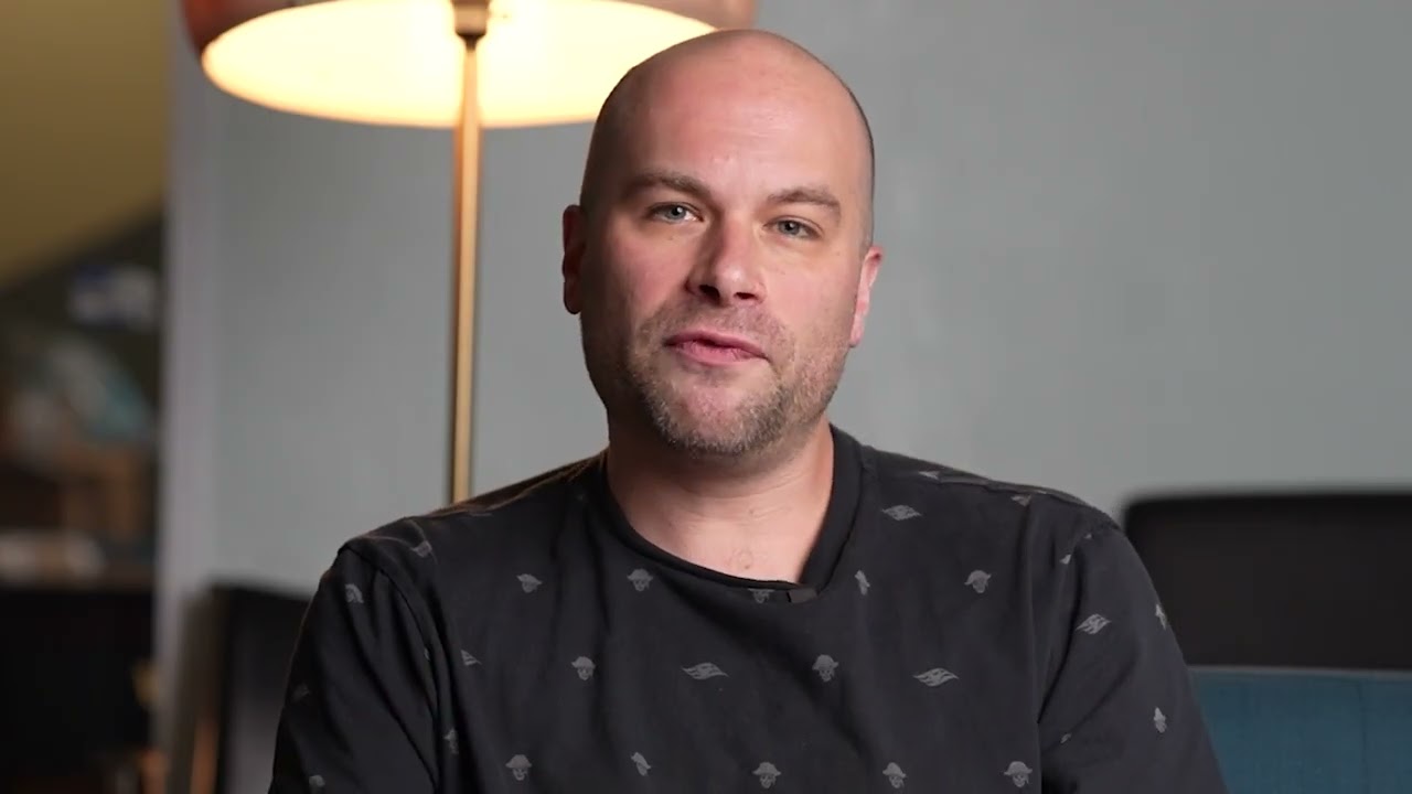 What is WHICH WAY TO THE STAGE About?